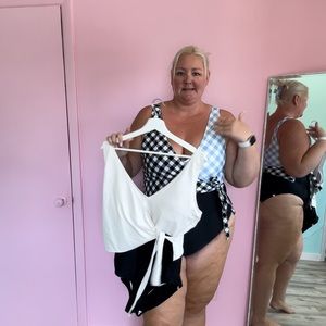 Summersalt Perfect Wrap one piece size 20